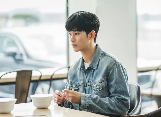 来自星星的你金秀贤喝醉酒,金秀贤来自星星的你最强大脑