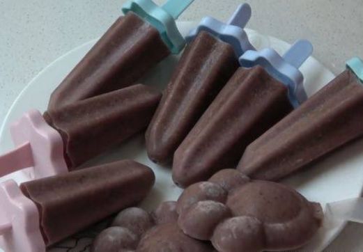 夏天怎么给孩子做雪糕简单,清凉解暑小宝贝在家就可以做雪糕