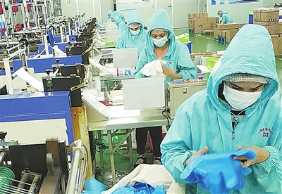 爱心助力战疫传递暖暖温情,爱心助力同心协力打赢疫情阻击战