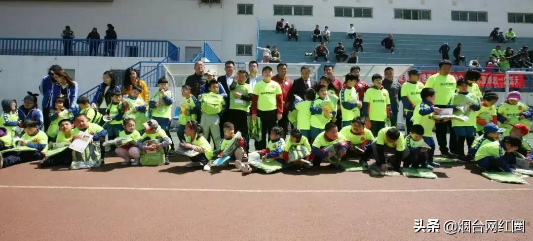 足球公益行动视频,足球公益活动助力青训
