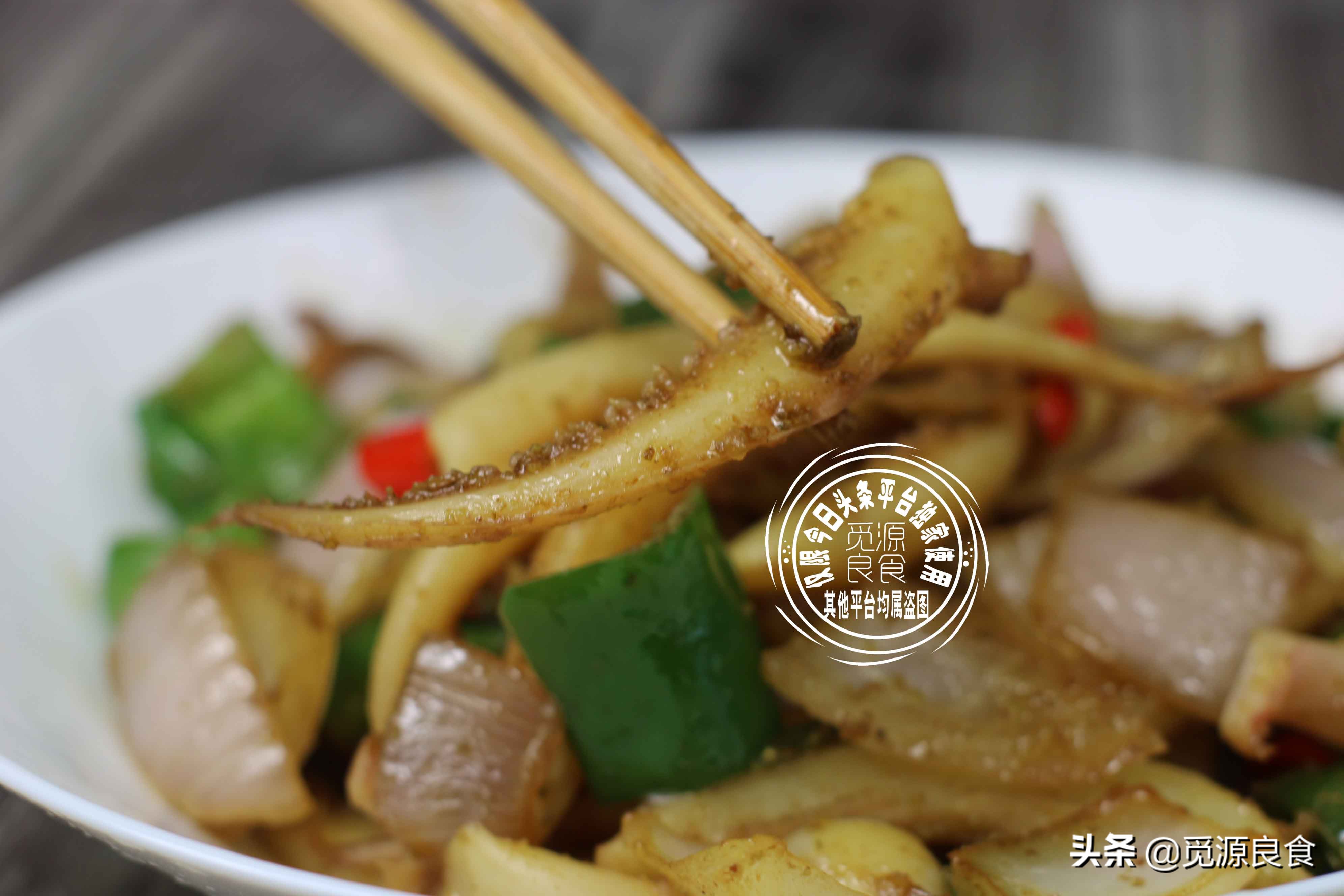 鱿鱼焯水后爆炒3分钟能熟吗,爆炒鲜鱿鱼的做法大全家常窍门