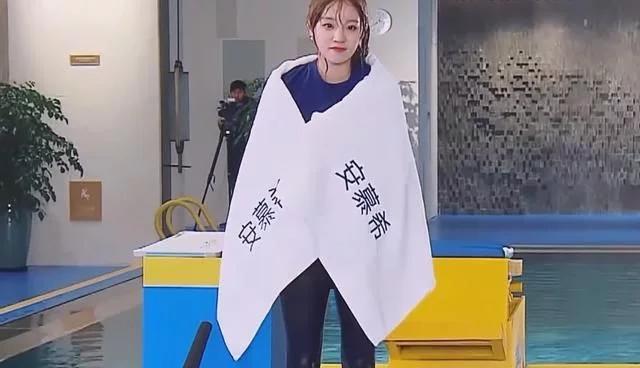 baby和宋雨琦关系有多好,宋雨琦对杨颖的印象