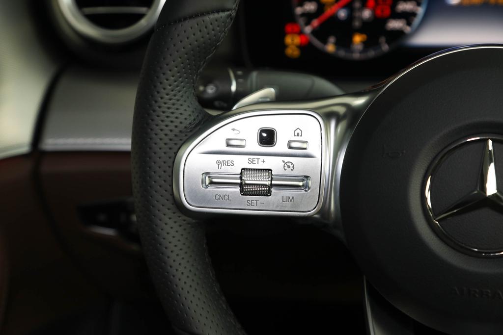 14款奔驰e级和18款奔驰e级对比,奔驰e级2024款对比奔驰s级