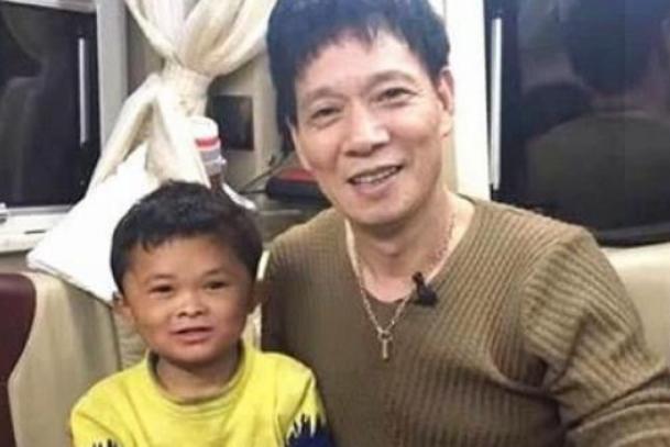 几个长得像马云一样的人,三位长得最像马云的网红