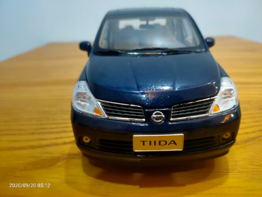 日产骐达老款汽车模型,14岁的暖男