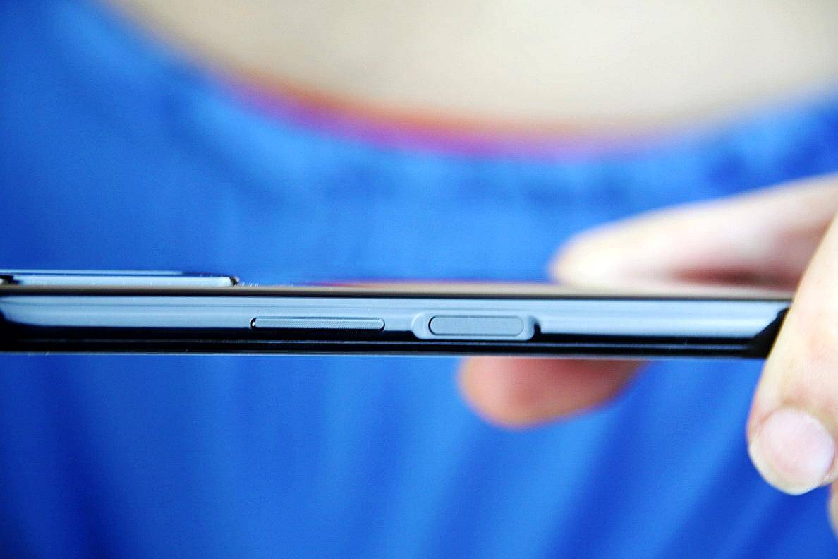 iQOOZ1评测文收集读者评论最新答疑，帮你更清晰的剖析这款手机