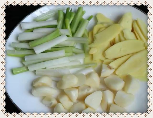 草鱼的家常做法啤酒炖草鱼,啤酒草鱼最正宗的做法简单又美味