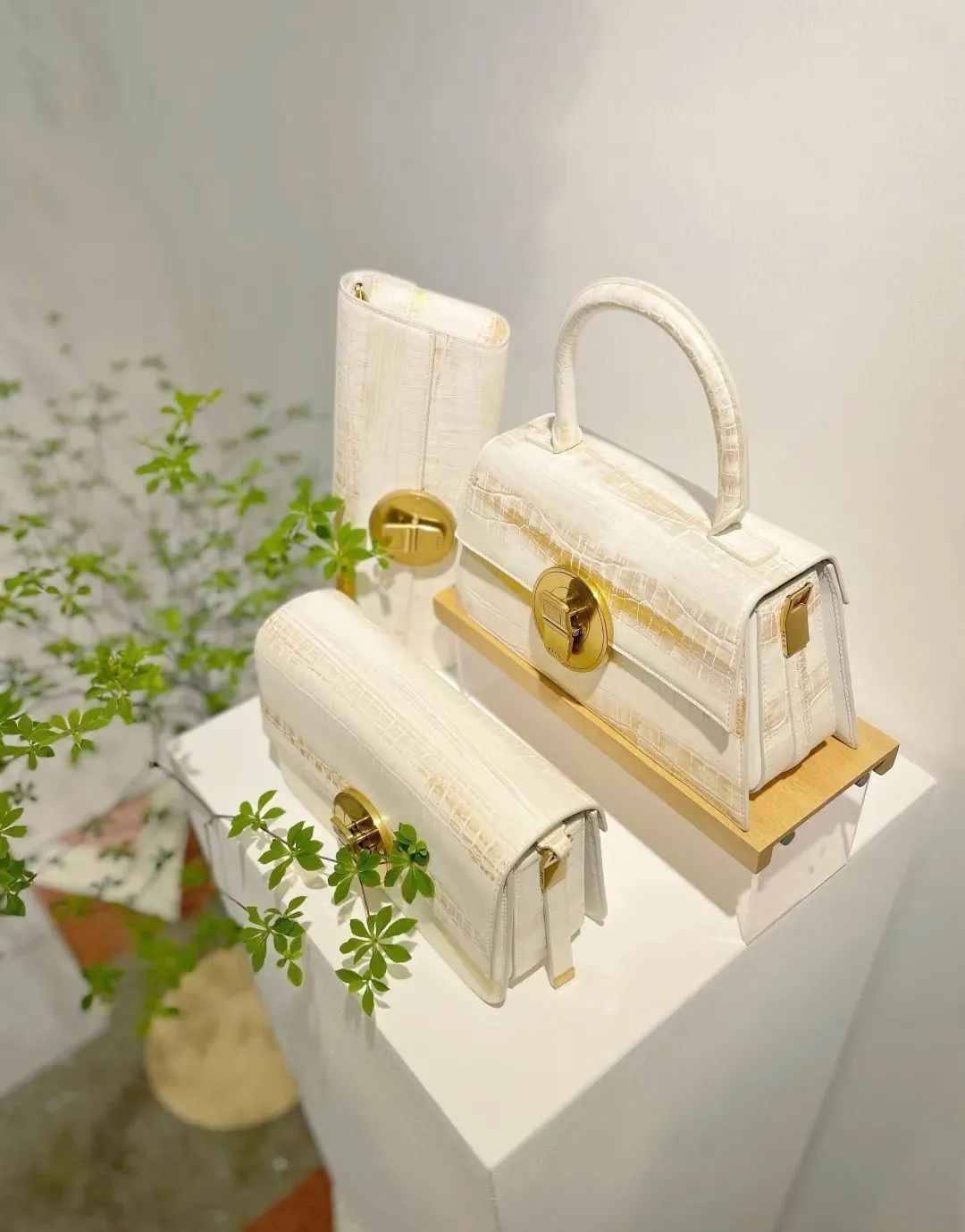 RR·TRENDS|时尚与实用兼顾的中国“轻奢”军团