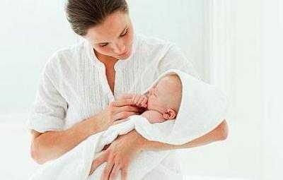 怎么做可以让宝宝主动不吃母乳,宝宝只吸奶瓶不吃母乳怎么办呢