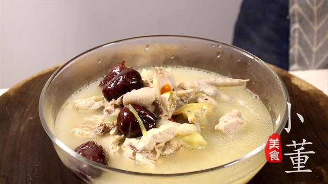 炖肉时上面的浮沫要不要盛出扔掉,炖肉时为什么要撇去浮沫