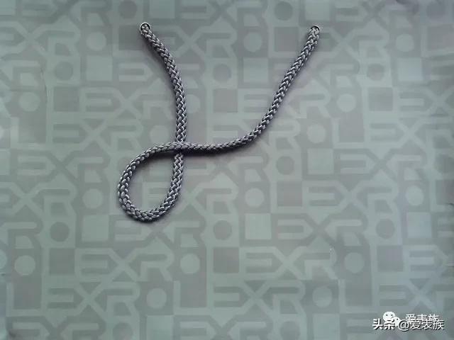 黑钢迪值得入手吗,黑钢迪白钢迪对比