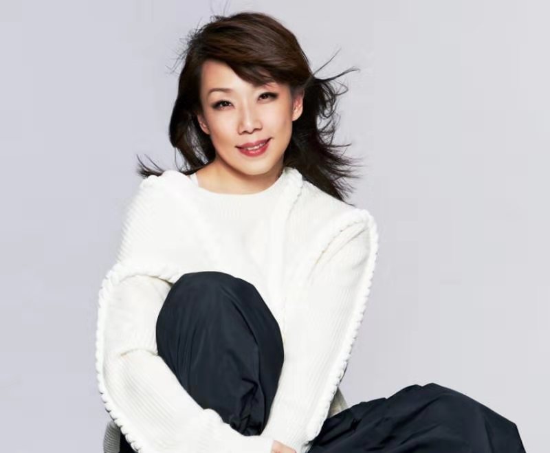 单眼皮怎么画眼妆才能让眼睛变大,单眼皮女生怎么画眼妆显眼大