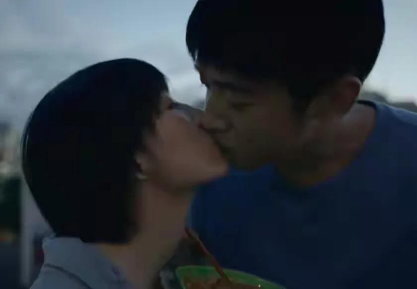 《我的姐姐》：姐弟结局不仅是血缘，更在于人性中柔软内心的抉择