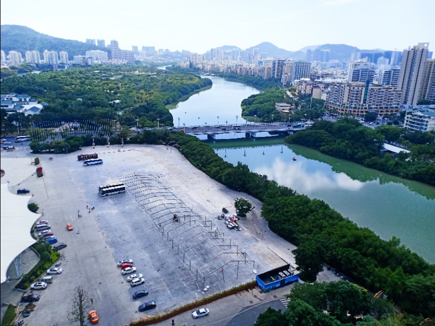 美丽之冠大树酒店,美丽之冠大树酒店距离海边多远