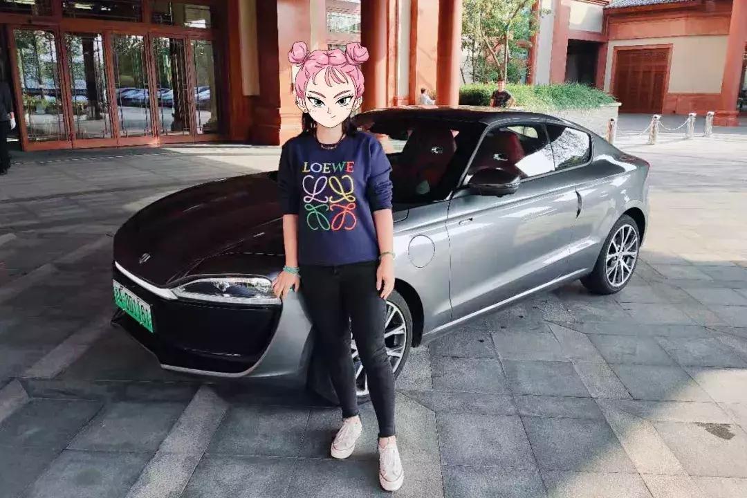 零跑s01电动轿跑,零跑s01纯电动车