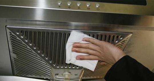 油烟机油污怎么去除最简单方法,抽油烟机上的油污用什么快速去除