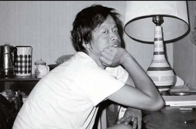 冯唐谈王小波的黄金时代,王小波评价废都