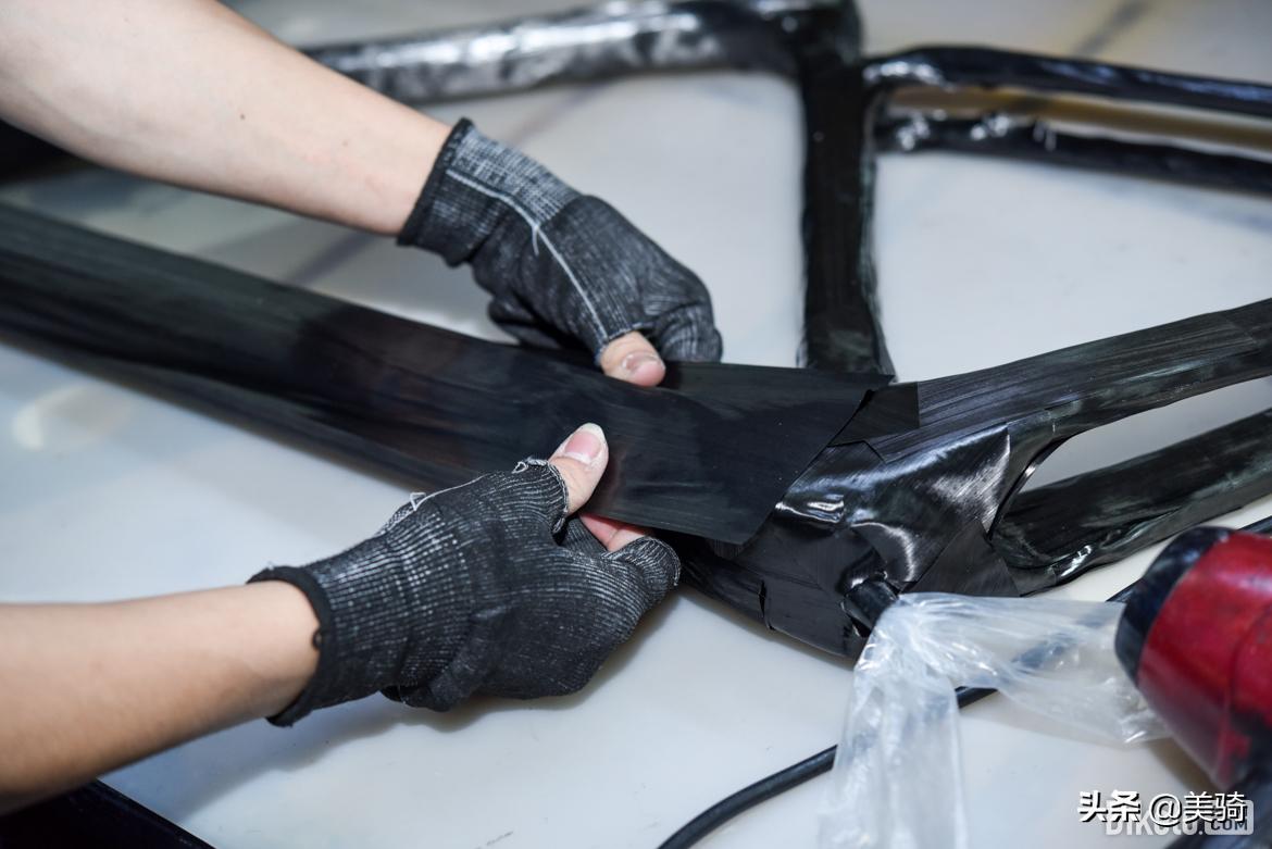 碳纤维车架快客,顶级碳纤维车架制造