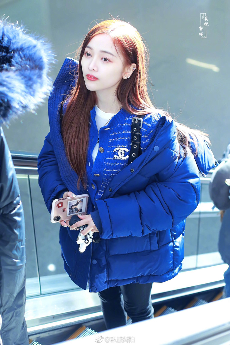 鞠婧祎、吴宣仪、迪丽热巴，你最欣赏谁的*服私**？