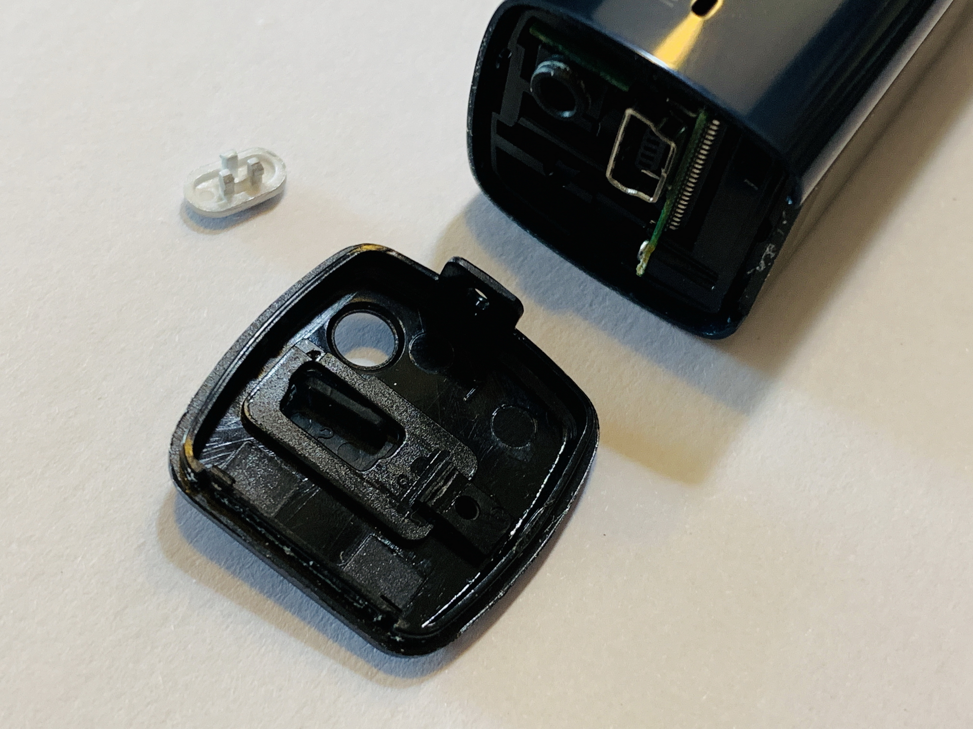 认识它的人都生小孩了吧，一代神机三星YP-520S拆机流水账