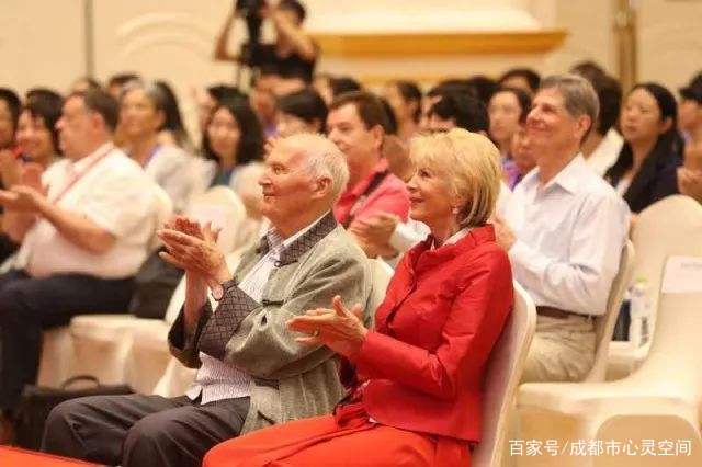 让爱流动重启幸福,让爱流动感恩有你