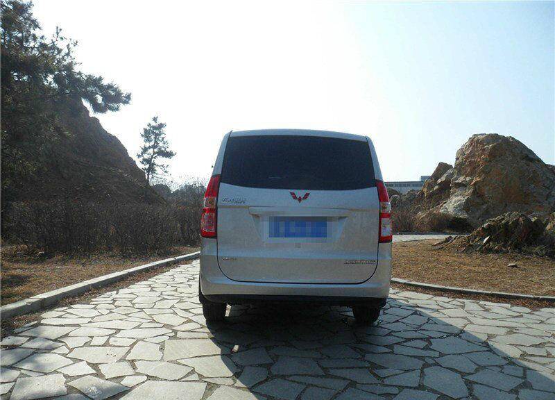 想买个二手五菱宏光，一查价格，竟然要这么多钱？