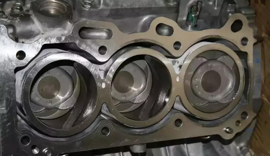 改装潜力大无边!感谢丰田VVT-I!锐志2.5L蜕变3.0!