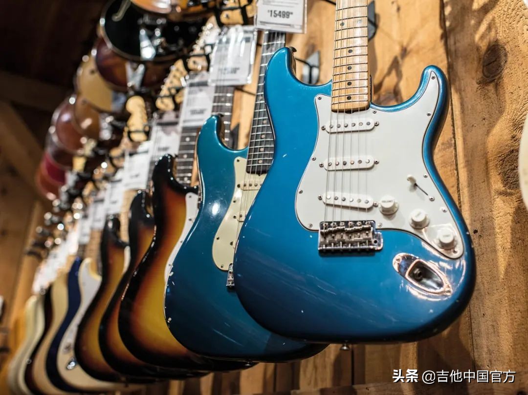 平均每个吉他手一生花费1万美元购买设备,你拖后腿了么?