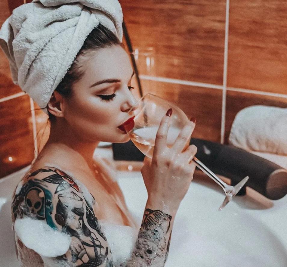 成都女孩纹身,成都纹身女孩有多少