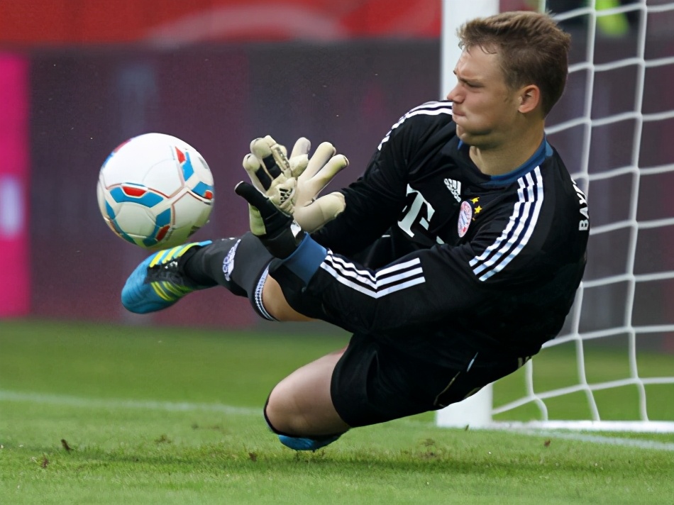 十大现役门将排名德赫亚,十大球员诺伊尔