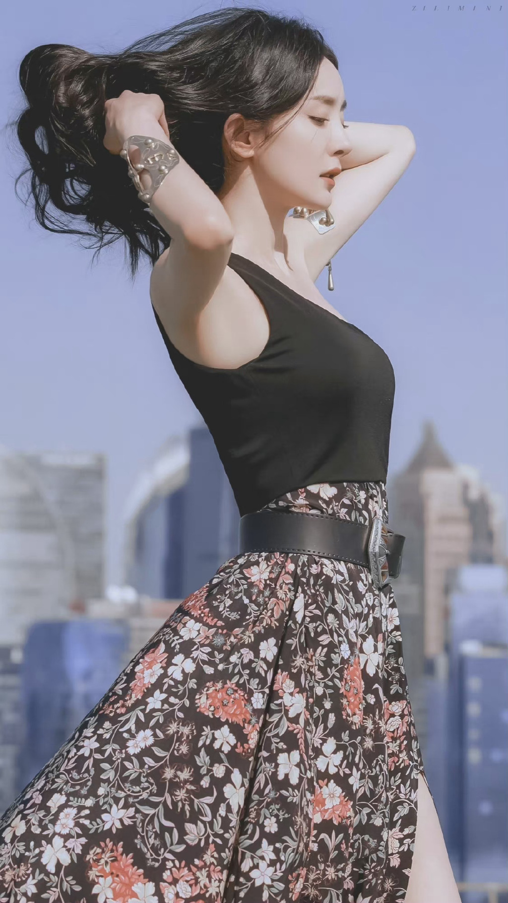 张宇的自拍照,张宇拍照留念