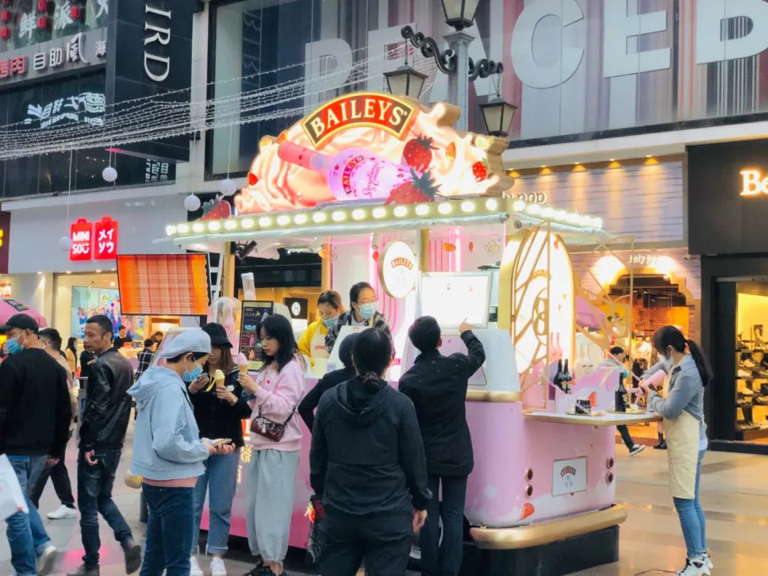 给我一杯苦咖啡回味无穷,给我一杯橙汁英语