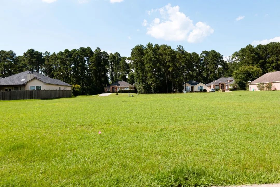 住洋房开游艇，做美国的*庄大**园主，朋友圈拉仇恨的绝佳机会来了