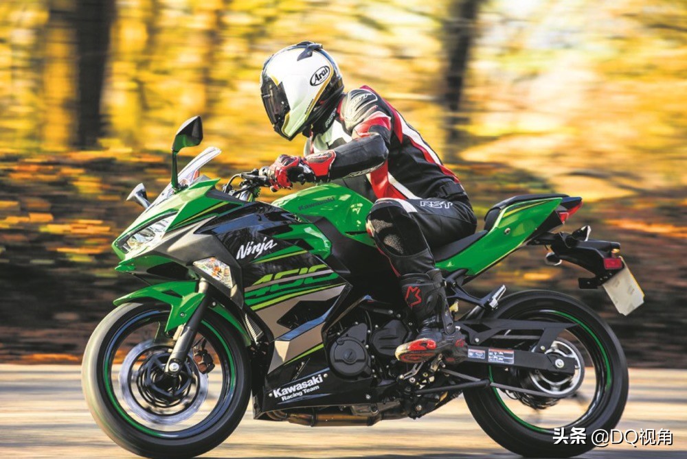 3万左右公认最好摩托车街车,最适合穷人的三款街车摩托车