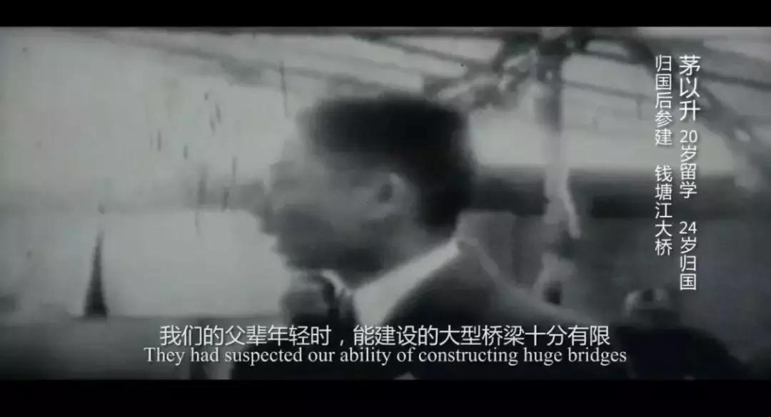 一本笔记本记录了初中生涯,一本笔记本记满童年