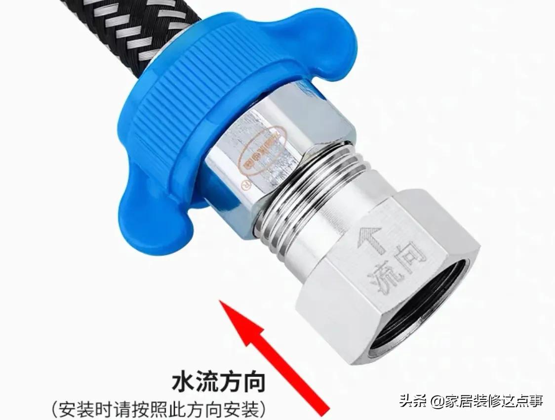 马桶水箱里面放个蓝色的有用吗,马桶水箱放蓝色洁厕块有害吗