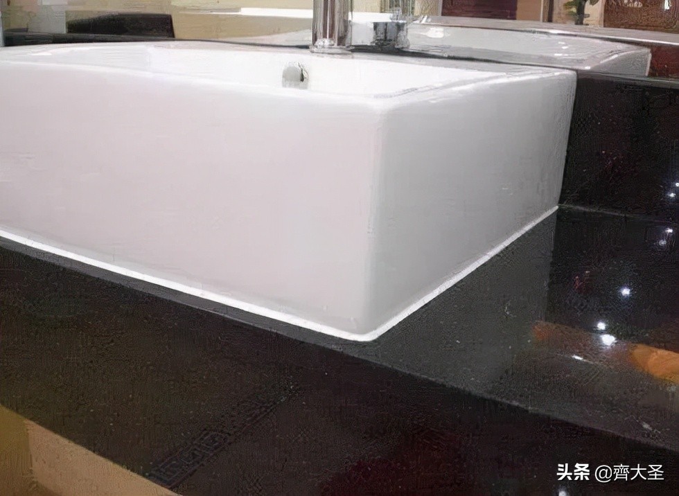 如何选购装修房子的玻璃胶,5个问题解决方法