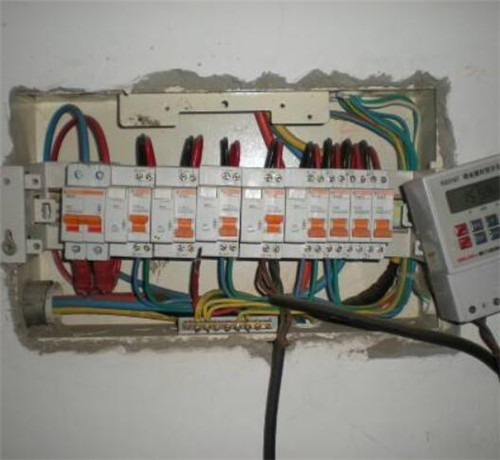 空气开关接线安装与拆卸操作方法,安装空气开关的接线方法