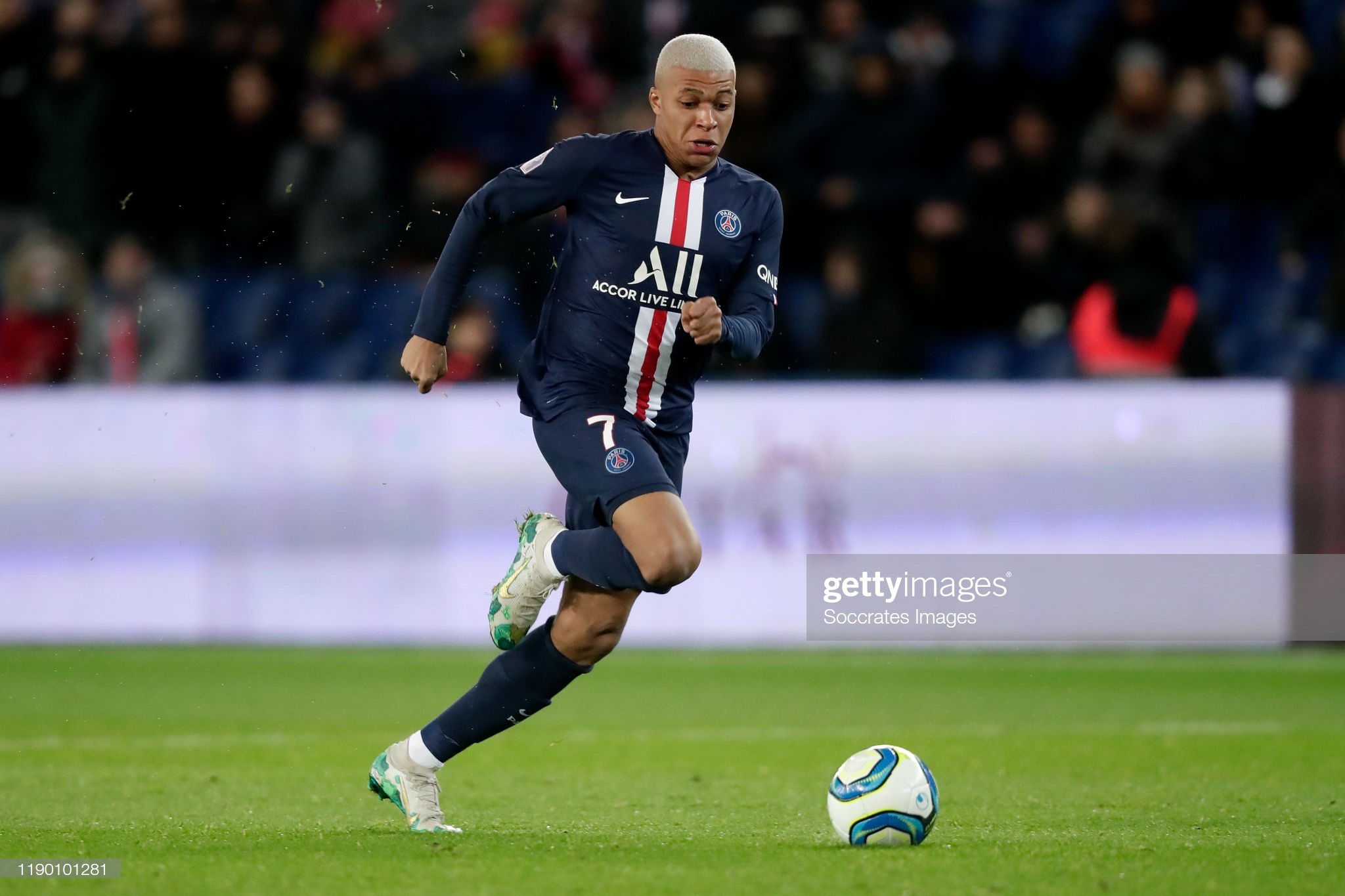 FIFA20姆巴佩潜力达95超越梅西C罗登顶,他将是未来十年的王?