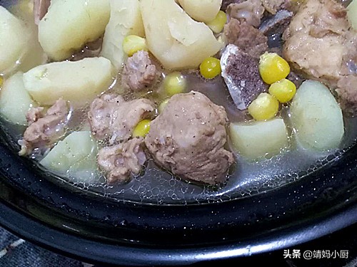 冬笋荸荠炖排骨,马蹄炖猪骨的做法