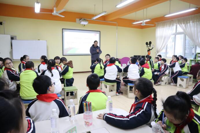 聚是一束光  散是满天星——大邑特奥融合之趣味心理融合活动