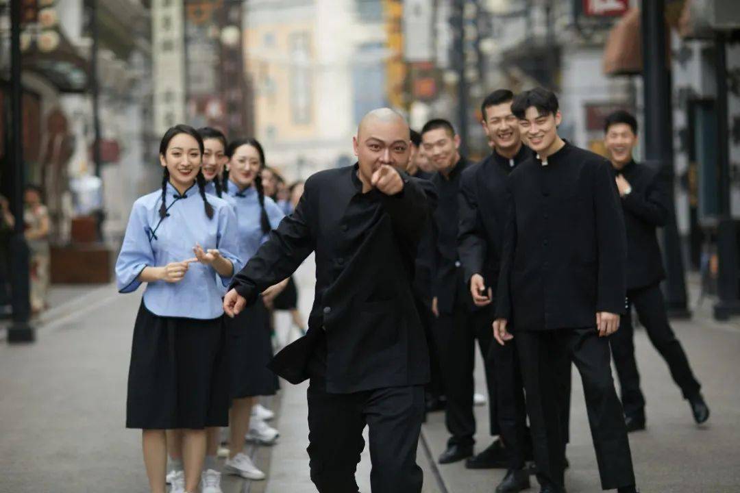 漂亮的女高中生校园校服照,大学女生穿校服自拍