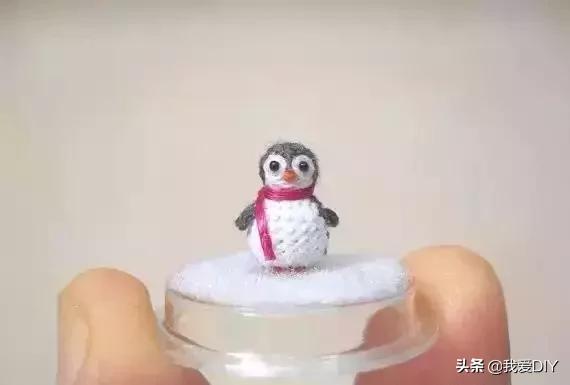 100种超迷你钩针小物钥匙包教程,100种超迷你钩针小物圣诞老人