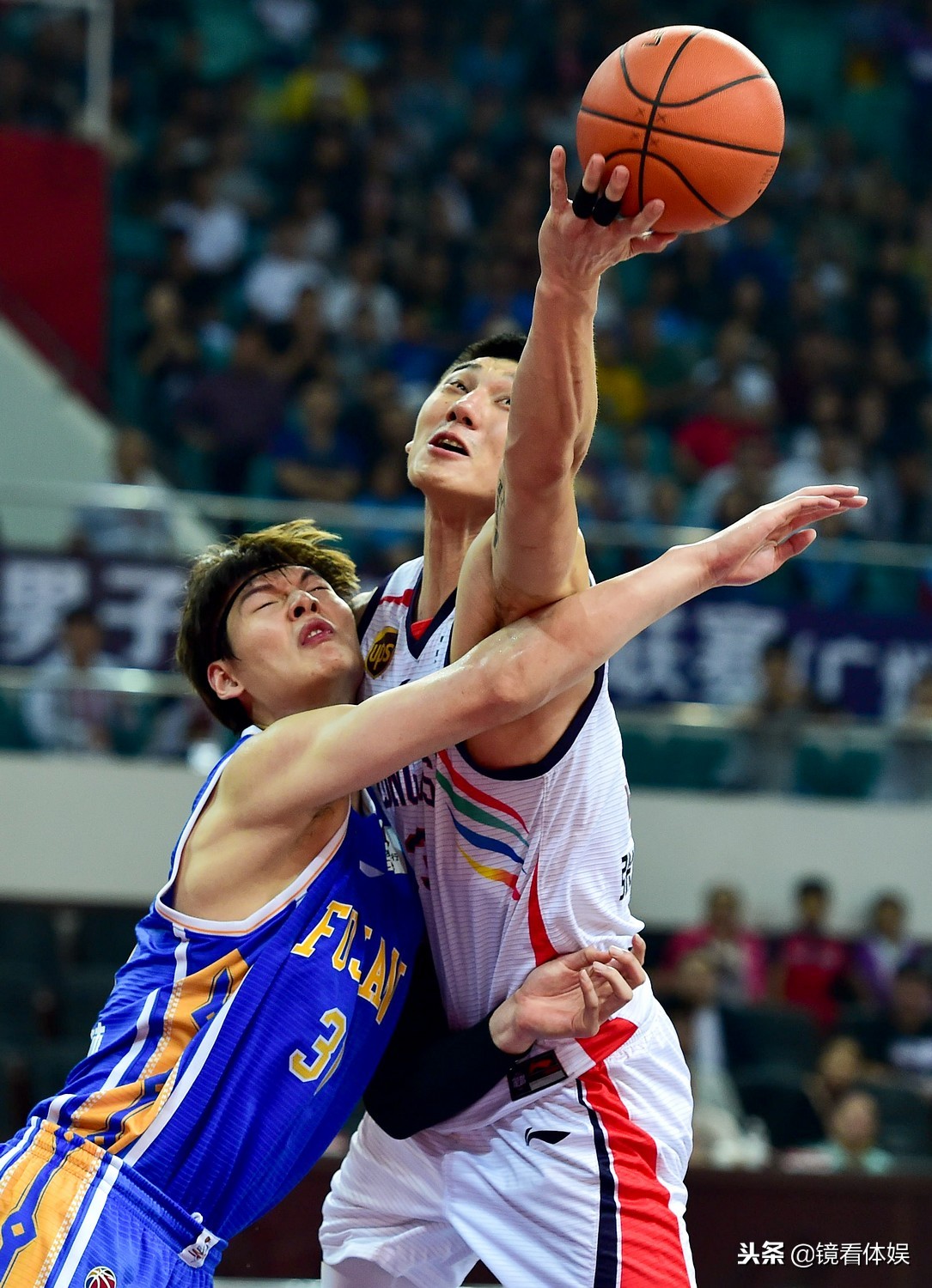 鐜嬮湝閲岀毊,閲岀毊涓轰腑鍥借冻鐞冪暀涓嬬殑韬奖