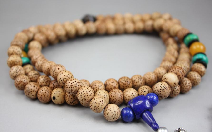 文玩金刚菩提手串保养,蜜蜡手串佩戴和保养方法