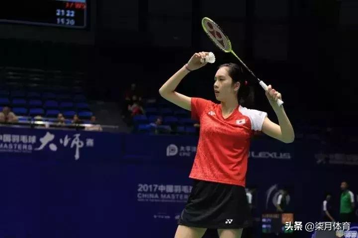 高远球打不出大弧度，你该这么练！