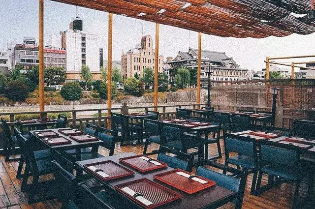 浜兘澶滄櫄绾冲噳,浜兘绾冲噳