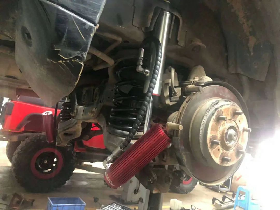 山猫帕杰罗避震测试,山猫帕杰罗变速箱升级