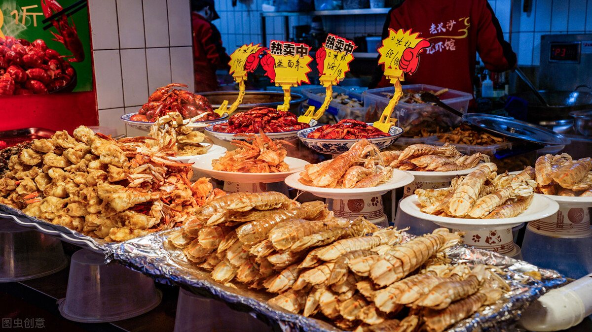 长沙不怕亏本的自助餐老板,自助餐老板不要怕顾客吃回本
