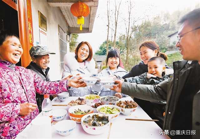 决胜脱贫攻坚主旋律歌曲,脱贫攻坚歌曲原唱